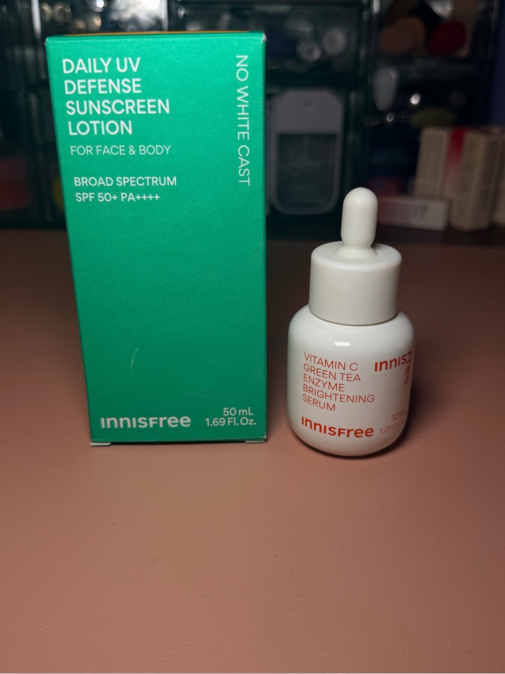 2 x innisfree: Vitamin C Green Tea Serum & Daily UV Defense Sun Lotion SPF50+